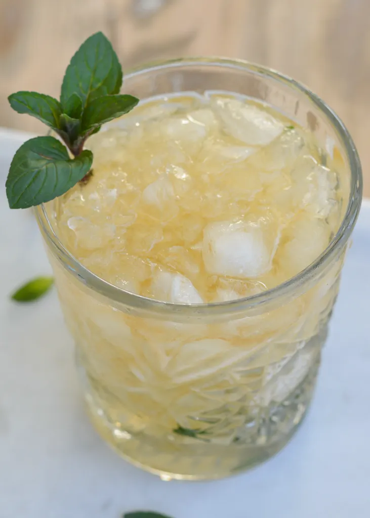 Mint-Julep-Recipe-Easy-Keto-Cocktail