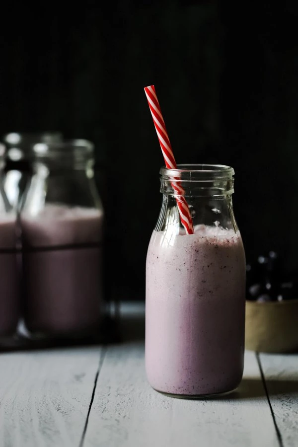 blueberry-cheesecake-smoothie